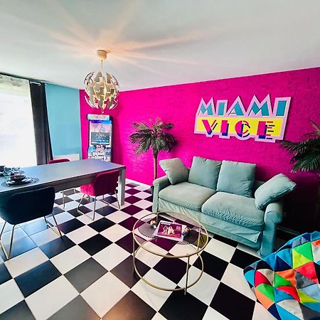 Capsule Miami Vice - Jacuzzi - Billard - Ecran Cinema & Netflix - Ping-Pong - Nintendo & Jeux- Liévin Exterior foto