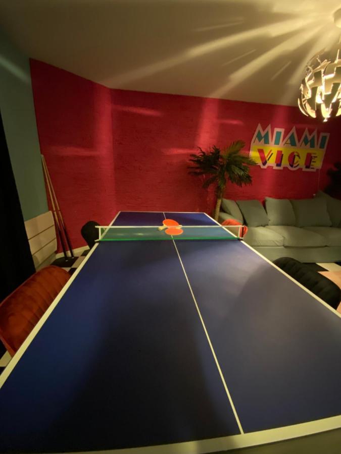 Capsule Miami Vice - Jacuzzi - Billard - Ecran Cinema & Netflix - Ping-Pong - Nintendo & Jeux- Liévin Exterior foto